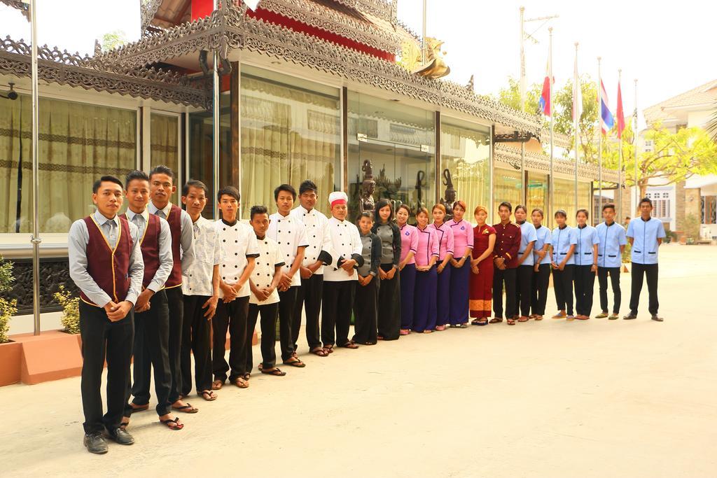 Mandalay White House Hotel Kültér fotó